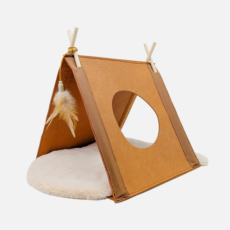 Cozy cat teepee hideaway