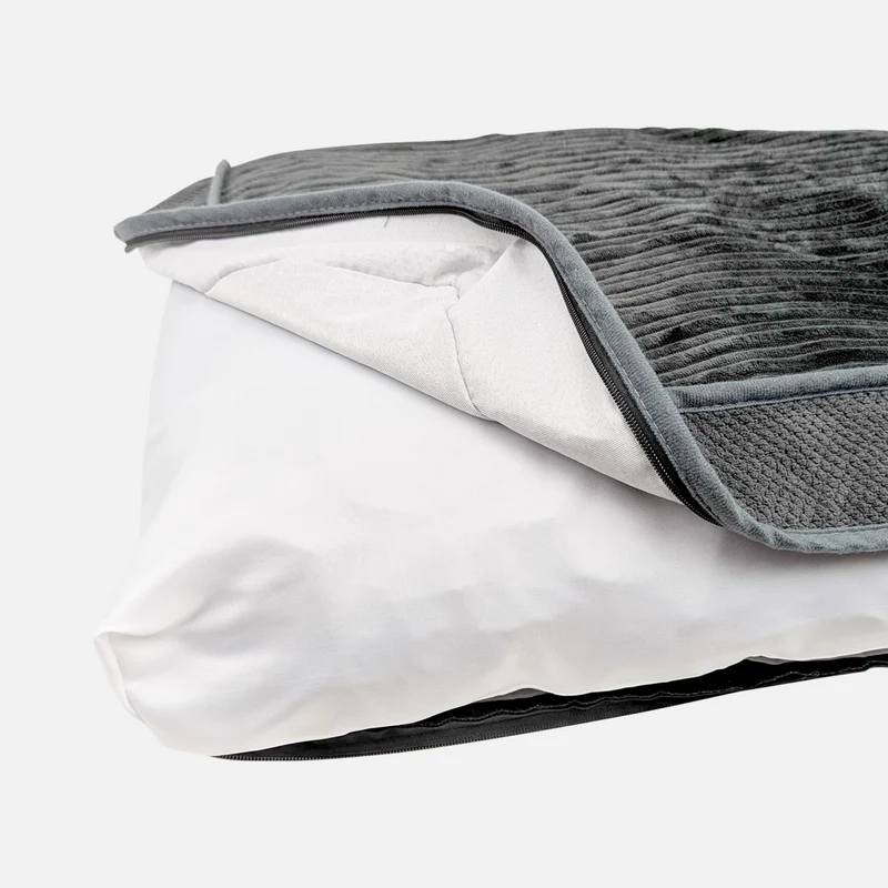 Sky bed & diamond bed water resistant liner