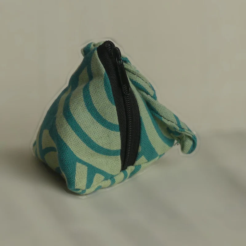 Pochette triangulaire fait main | verte pâle / verte foncée