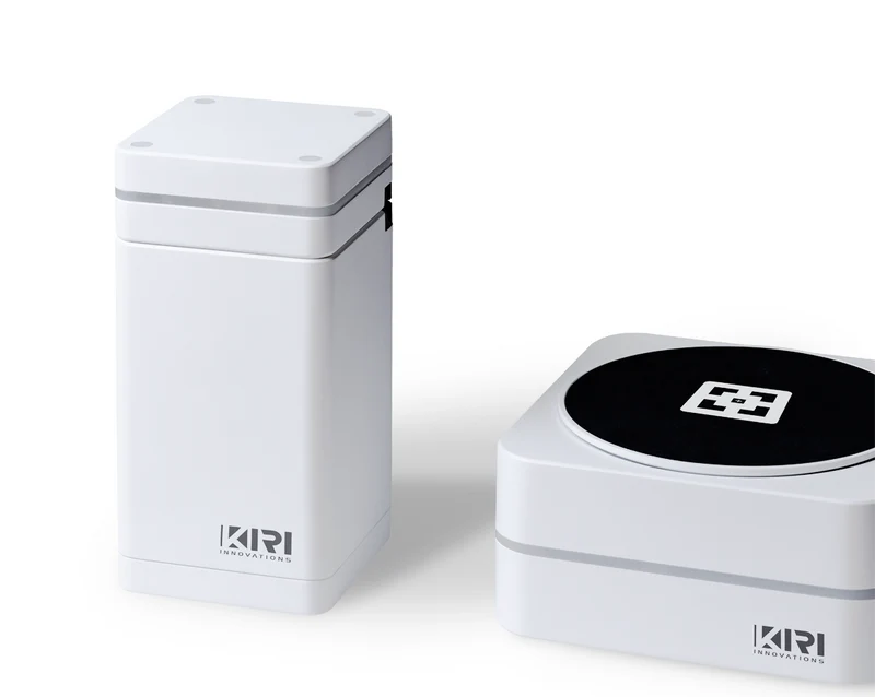 Phiz: A Laser 3D Scanner Powered by Smartphone