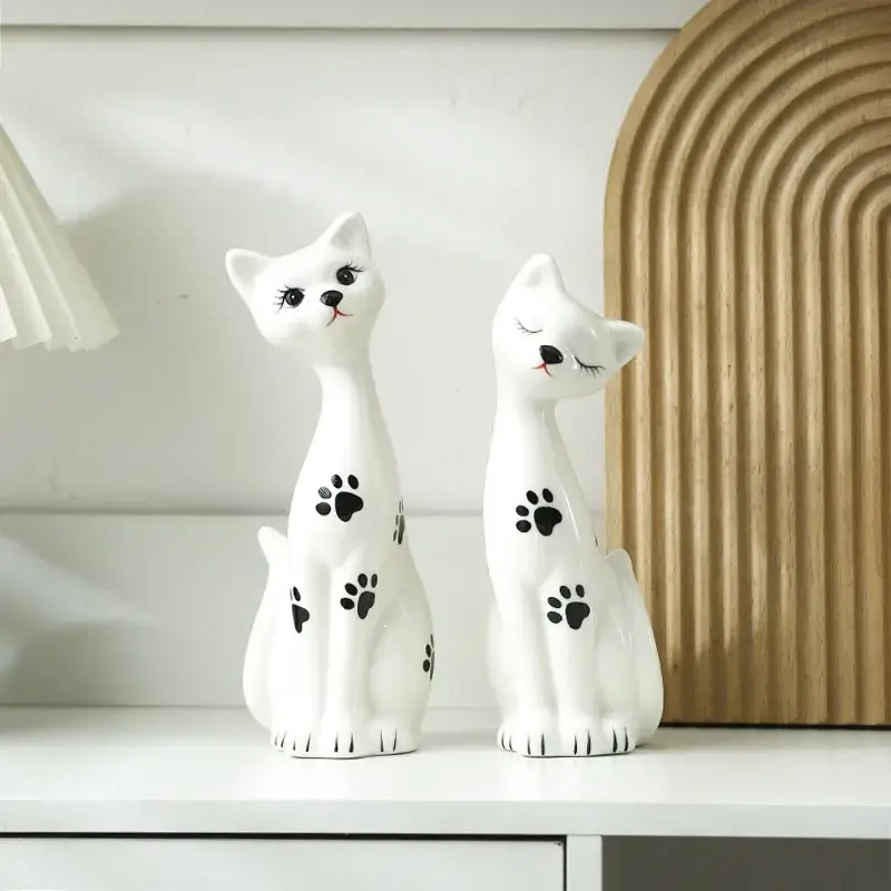 Chat en Porcelaine