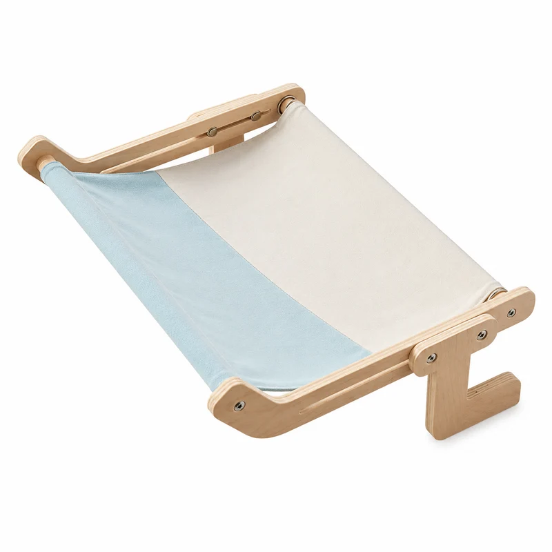 Nid Suspendu en Bois