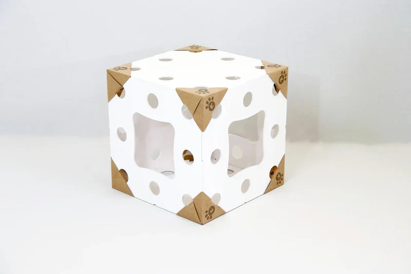 Arbre à Chat en Carton - Cube pour Chat Blanc