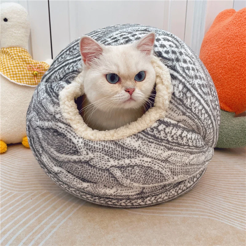 Niche Boule pour chat pelote de laine PLOSKAT™