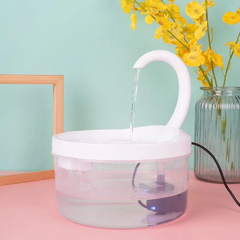 Fontaine pour chat avec bec d'écoulement d'eau 2 Litres SWANKAT™