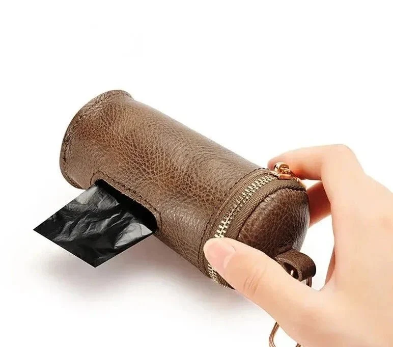 Distributeur De Sacs A Crotte En Cuir