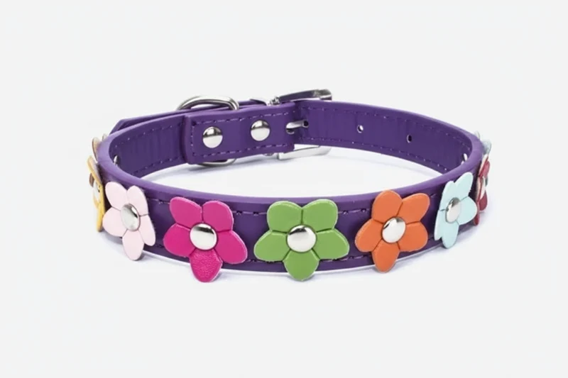 Collier Chien Résistant Motif Fleurs
